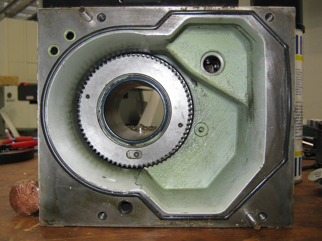 Opravy a servis revolverů pro CNC stroje: precizní práce, která prodlouží životnost vašeho zařízení
